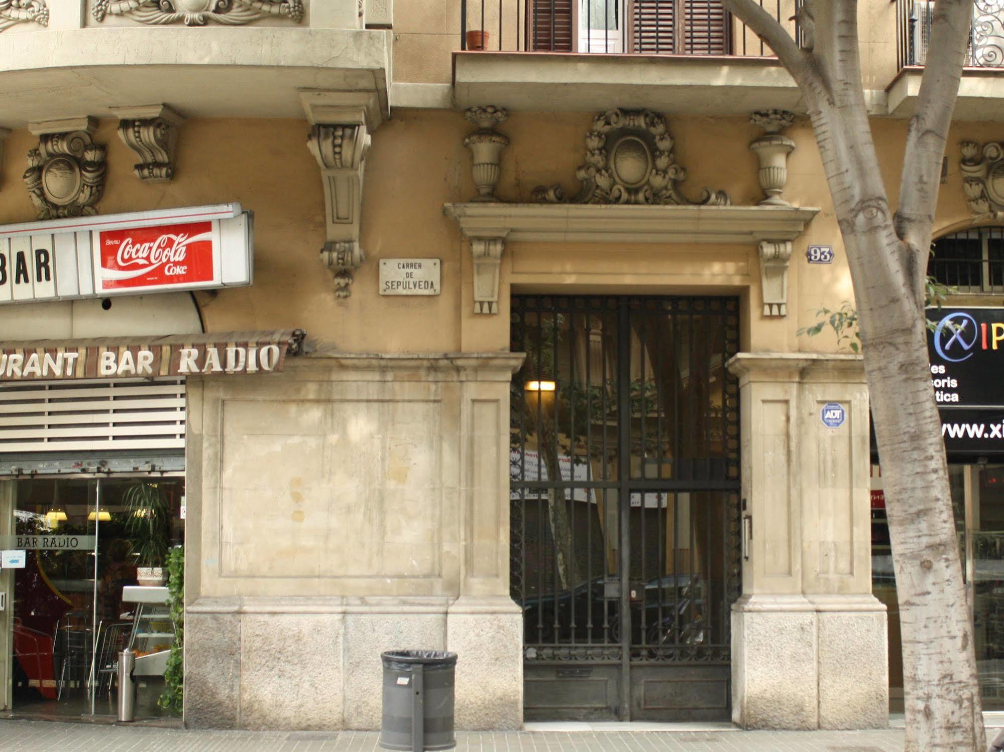 Bed and Breakfast Casa Trianon Barcelona Zewnętrze zdjęcie